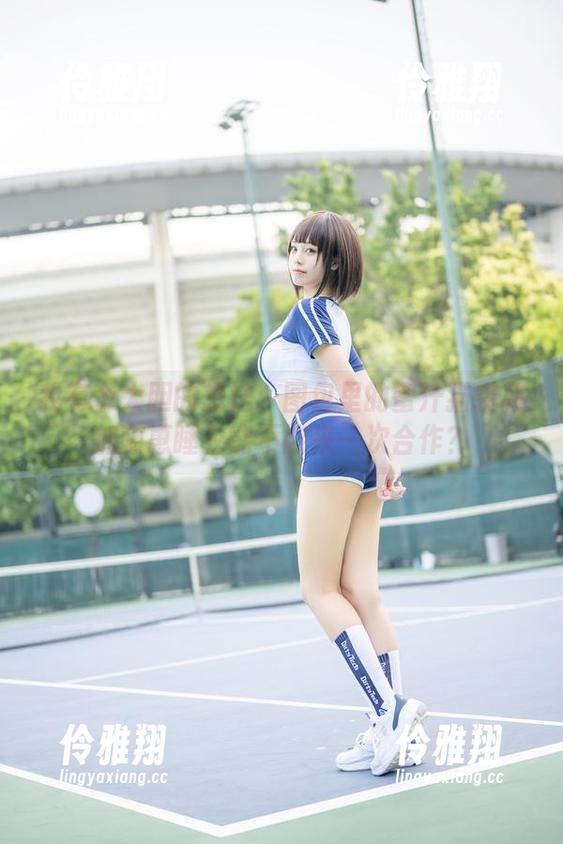 我有个大胆的想法：图包里的蜜汁猫裘和加藤惠睡衣能不能来一次合作？