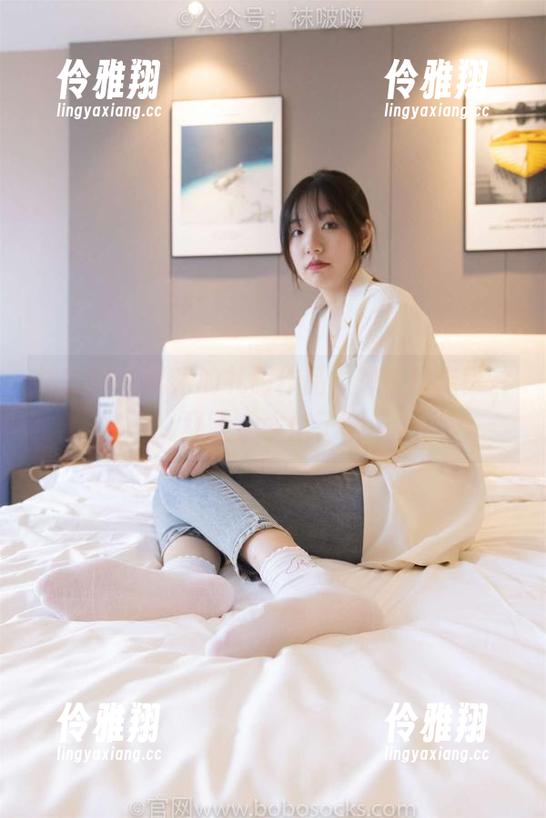 袜啵啵 - 糯米的礼服作品，想说你走错片场了，太炫了吧