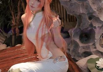 阿包也是兔娘的10月舰长版-小林家的龙女仆泳装套图，快来体验一下无圣光的疯狂！