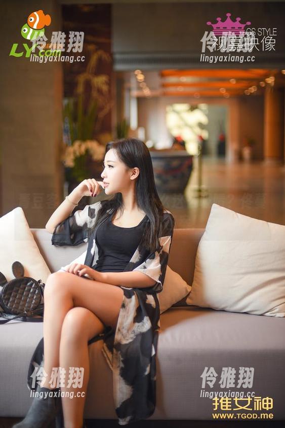 青豆客 - 这水手服为什么这么吸睛？佟蔓最新套图给你答案！