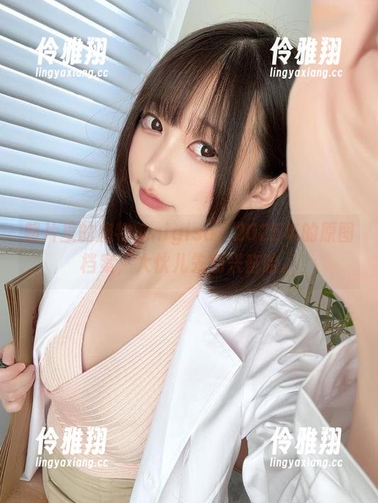 魔物喵nigisa 照片里的魔物喵nigisa,2025年的原图档案,大伙儿先别兴奋哈。