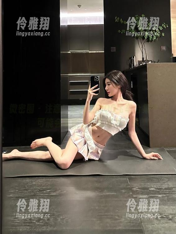 微密圈 - 注意！黎允熙的QQ飞车合集中，可能会有惊人的驾驶技巧哦
